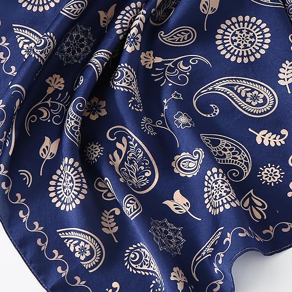  Foulard in seta e fasce per il collo